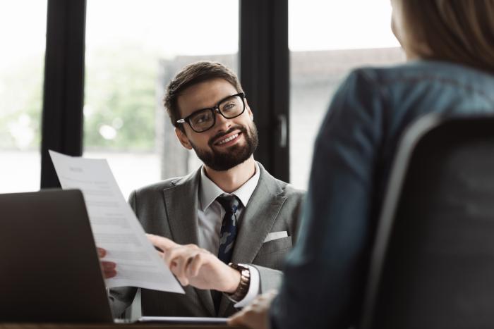 Como encontrar um emprego com um bom equilíbrio entre vida profissional e pessoal